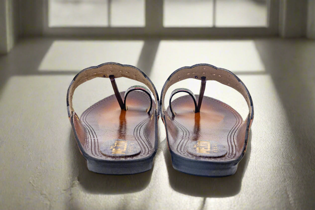 Back-Cut Classic Kolhapuri Flats – Pure Leather Minimalist Design